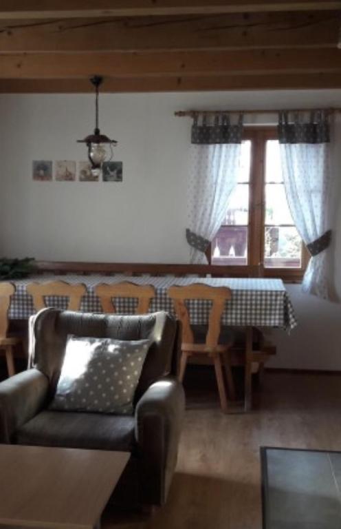 Domcek v strani - Ferienwohnung Mýto pod Ďumbierom