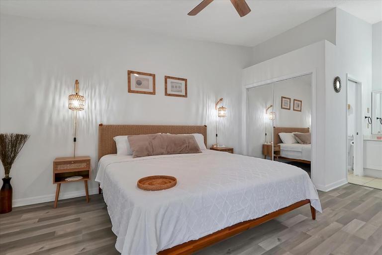 Remodeled Retreat: Tranquil Resort Oasis Near Theme Parks - Chambres d'hôtes Kissimmee