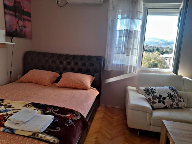 Stankovic Apartman - Chambres d'hôtes Vranje