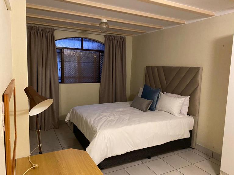 Royal Brown - Ferienwohnung Centane