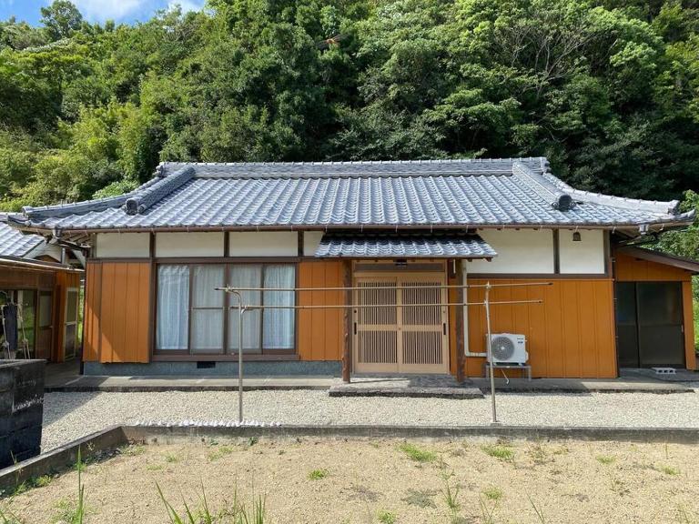 民泊 あざし はなれ1棟貸し 母屋 2部屋貸 Open in January 2024, Minpaqu Azashi - Chambres d'hôtes Kushimoto