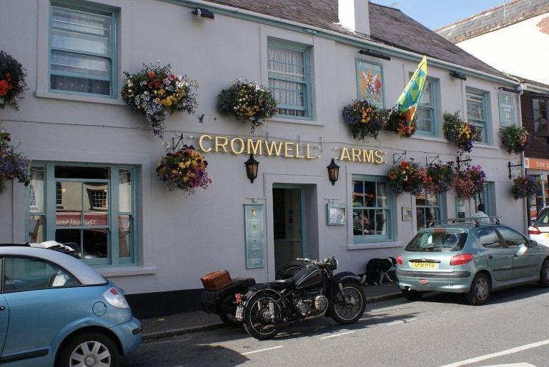 Cromwell Arms - B&B Bovey Tracey