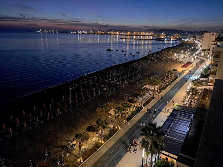 Renata Seaview Apartment 310 - Ferienwohnung Durrës
