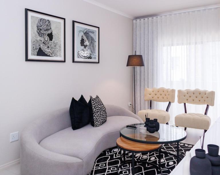 Luminant Escapes -With Power Backup - Chambres d'hôtes Midrand