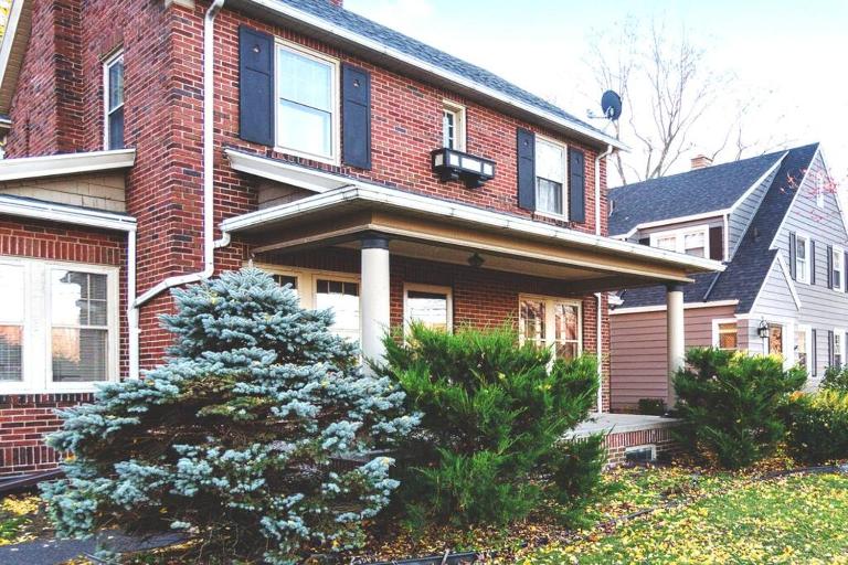 Exclusive Ottawa Hills Private Home, Garage, WD, Gourmet Equipped kitchen, Netflix - B&B Ottawa Hills