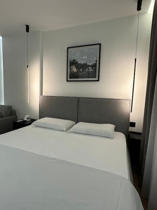 Elegant Studio - Tirana City Center - Ferienwohnung Tirana