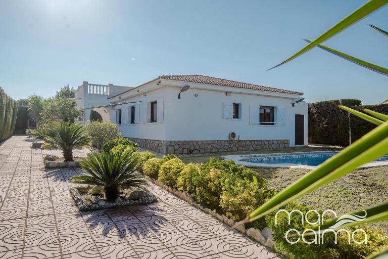 Villa Ra by MarCalma - B&B Las Tres Cales