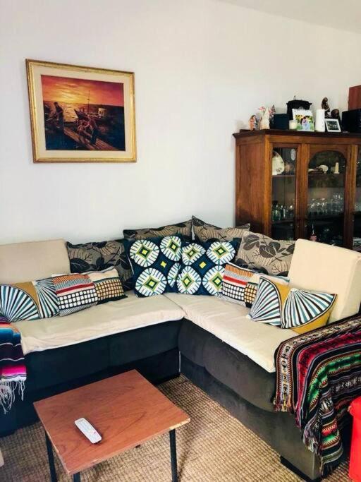 Casa-Apt de 2 Dormitorios Perfecta Ubicacion - Chambres d'hôtes Piriápolis