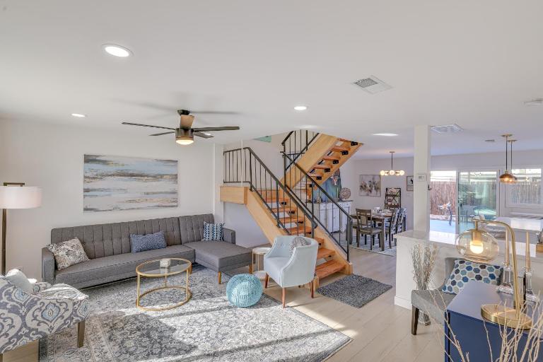 2 Mi to Old Town! Dog-Friendly Condo w/ Pool - B&B Scottsdale