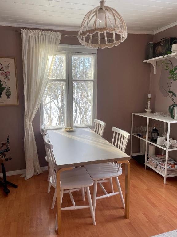 Small house central Parainen by Archipelago Trail - Bed and Breakfast Pargas