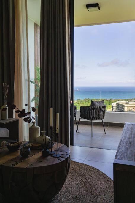 180° Luxury Ocean Suites - #305 - Ferienwohnung Durban