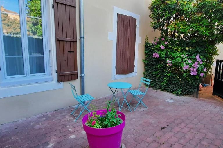 Charmant appartement centre ville avec cour - B&B Chalon-sur-Saône