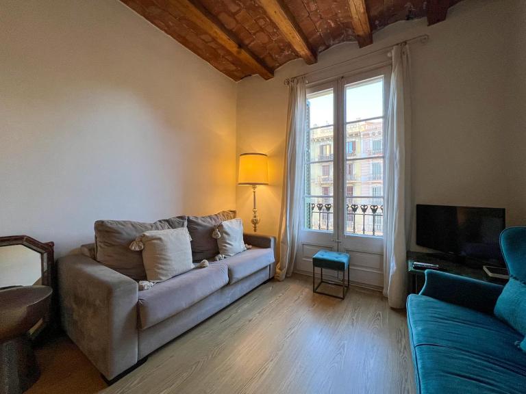 Stay U-nique Apartment Arago II - Bed and Breakfast Barcelona