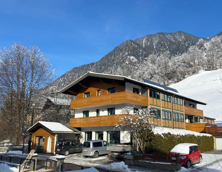 Ribisel Apartments für Familien - Alpentherme inklusive! - B&B Bad Hofgastein