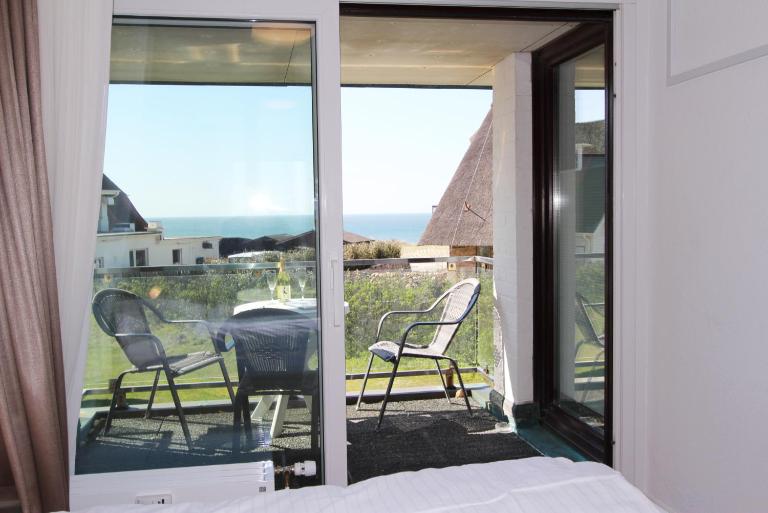 Schloss am Meer - Dünenstr 27, App 24 - B&B Wenningstedt