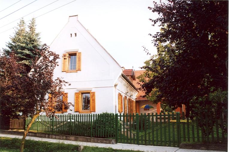 Berek Ház - B&B Balatonberény