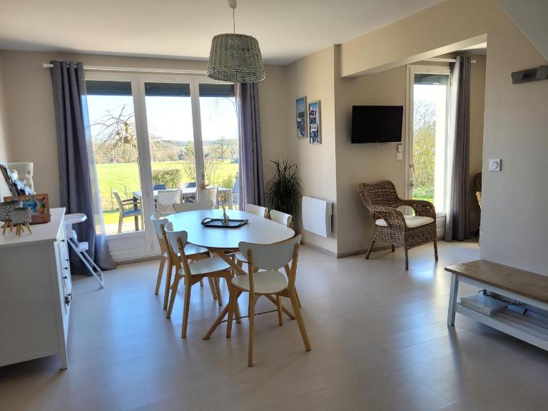 Cottage LE HÉRON, à quelques pas du lac de la Forêt d'Orient - Les Cottages du Belvédère - Ferienwohnung Mesnil-Saint-Père