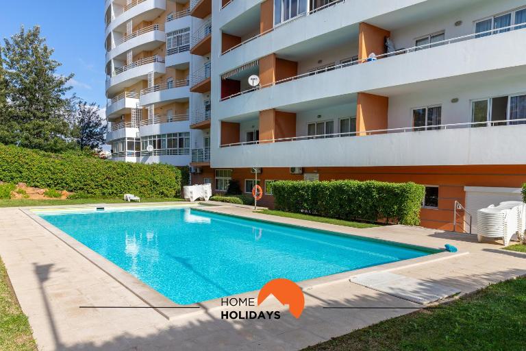 #199 Flamingo Apartment Pool & Views - B&B Portimão