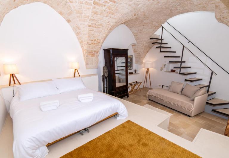 Dimora del Vico - Exclusive Terrace with View - Chambres d'hôtes Cisternino