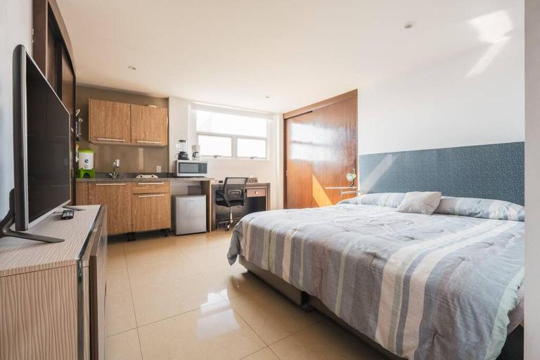 Nice and Comfortable suite with GYM in Polanco - B&B Città del Messico