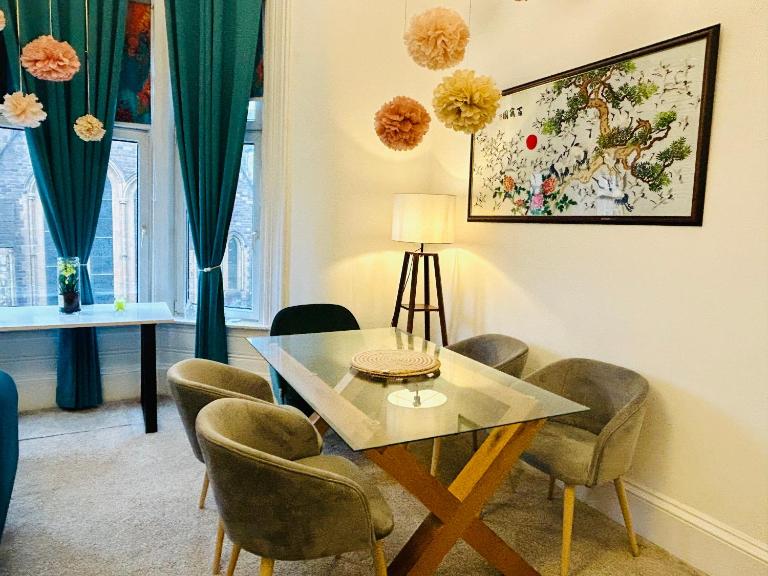 Glasgow Center/West End Apartment - B&B Glasgow