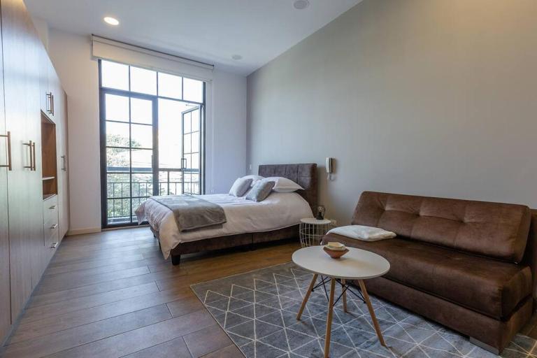 Mumbai Beautiful Studio - Ferienwohnung Quito