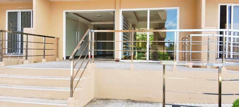Private studio unit with balcony near the beaches - B&B Lapu-Lapu City