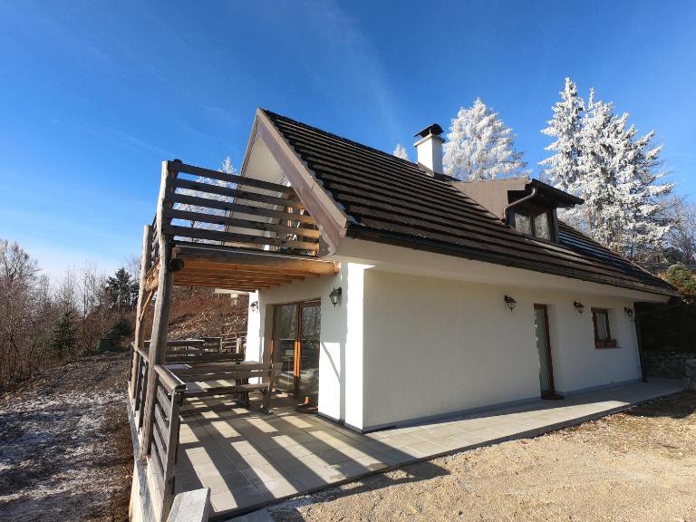 Hiša v mesečini - Moonlight house - Chambres d'hôtes Cerklje na Gorenjskem