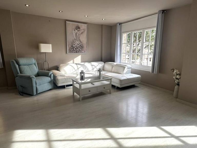 Comodidad y estilo en Gava near the beach 10 minutes - B&B Viladecans