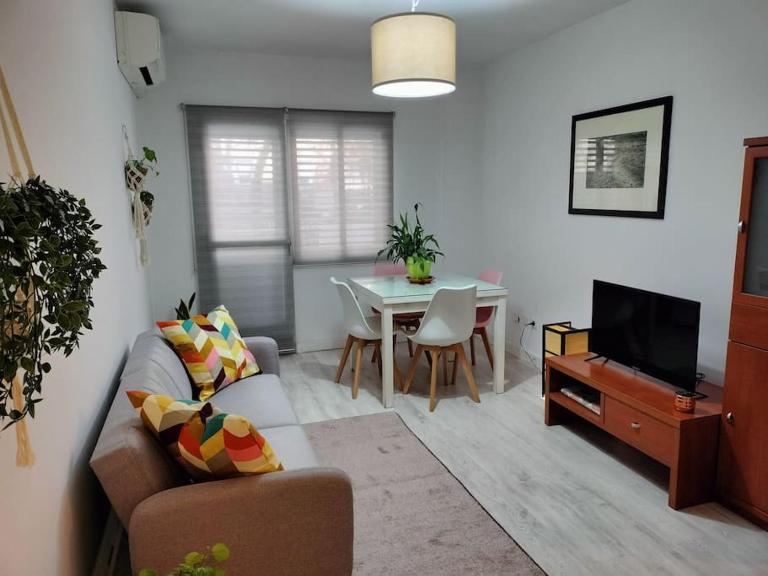 Apartamento La Ínsula (3 habitaciones) - B&B Alcalá de Henares