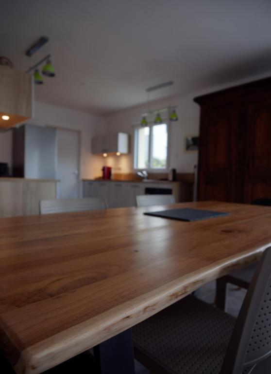 Le Logis d'Emeric avec paisible jardin Clos&Arboré - B&B Loches