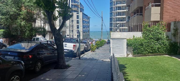 Playa Grande 2 ambientes en Peña y Alem, solo familias y parejas - B&B Mar del Plata