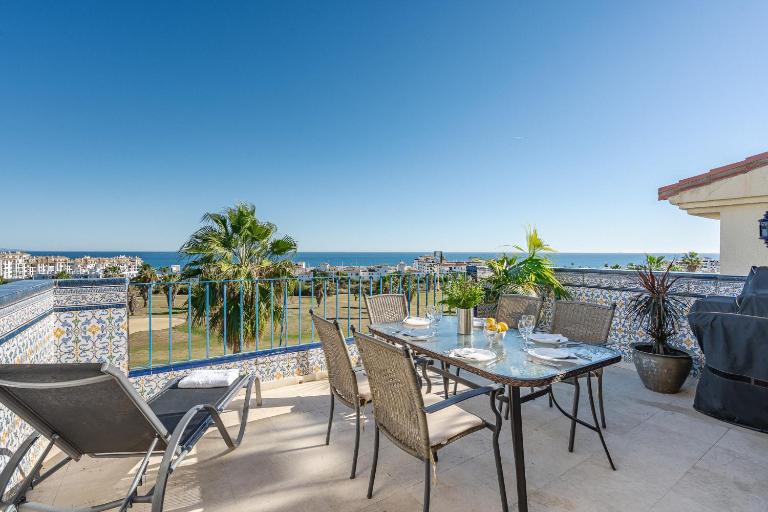 26 Front row penthouse golf and sea views Manilva Duquesa Andalusia - Ferienwohnung Manilva