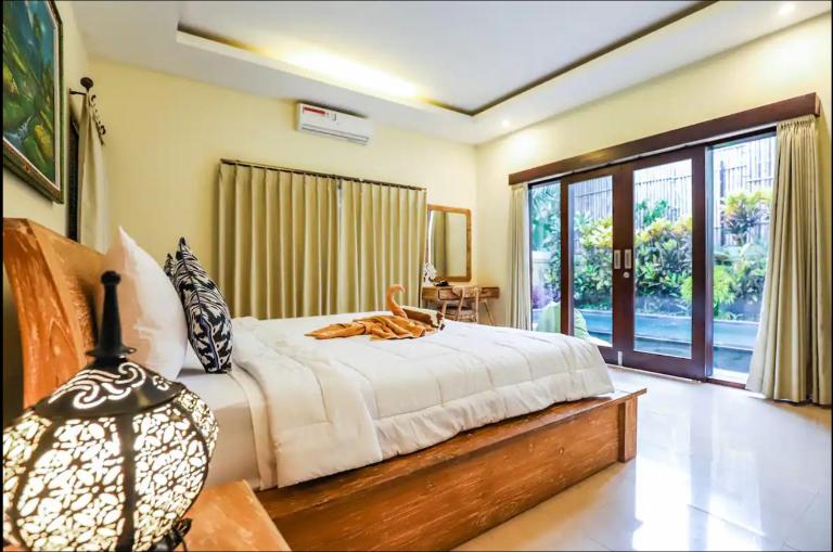 Ubud Legacy Villa - Classic House, Modern Standards - Bed and Breakfast Ubud