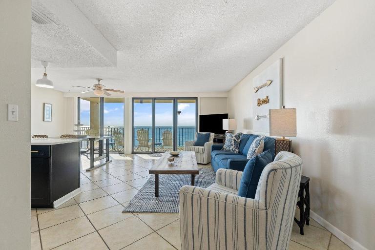 Phoenix I 1058 - B&B Orange Beach