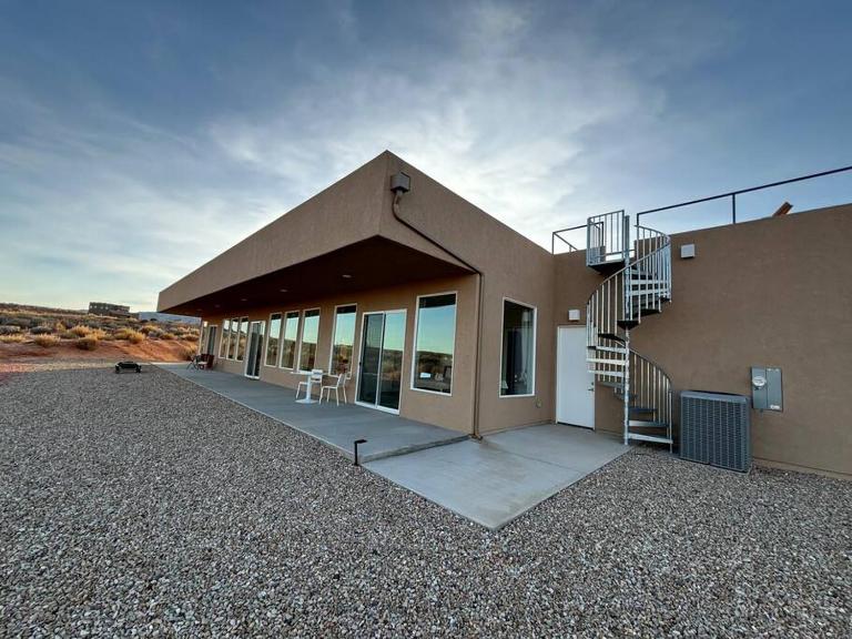 Canyon Mesa Haven, Luxury Stay near Lake Powell - B&B Big Water