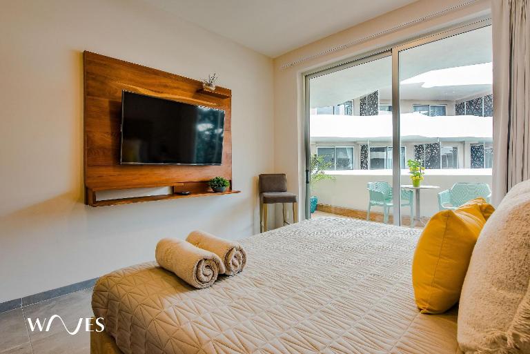 1 Rec. | Cerca de la Playa | Vista a la Piscina - B&B Playa del Carmen