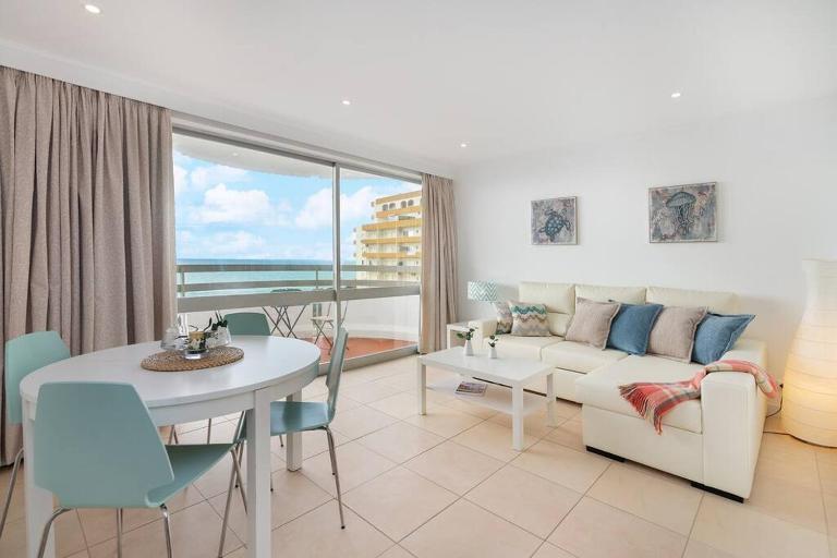 Rocha Seaview by CC 810 - Bed and Breakfast Portimão