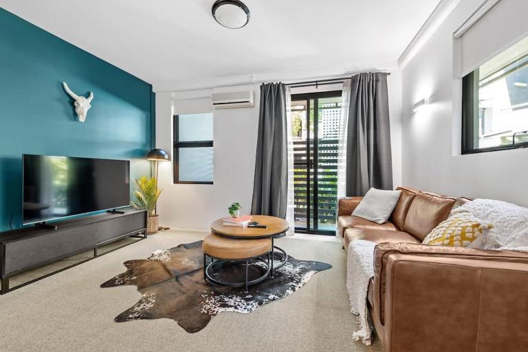 Tasteful Teneriffe - 1Bed, 1Bath, Balconies - B&B Brisbane