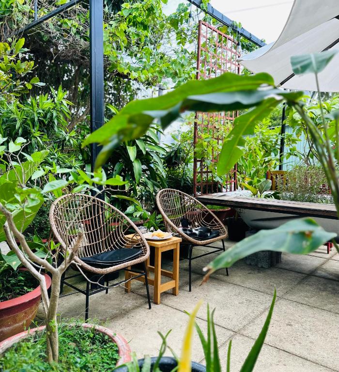 Entire Garden House in Con Dao ! 3BR & 4WC ! Private Yard with Washer & Dryer - B&B Cồn Dơi