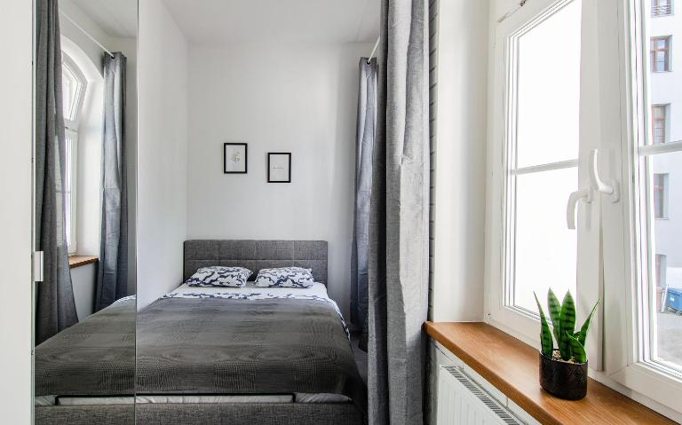 Loft City Center Apartments- Parking, Wifi, 24h Check-In - Ferienwohnung Wroclaw