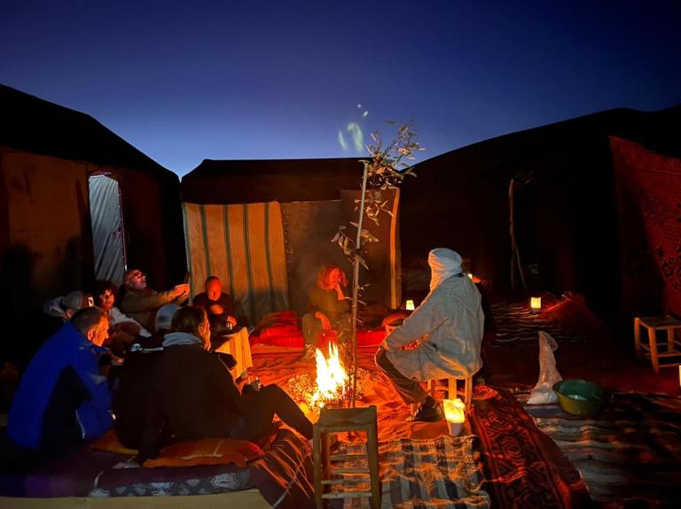 Gambi Camp - Bed and Breakfast Hassilabied