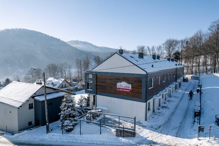 Apartament Złoty Widok z panoramą gór - Dream Apart - B&B Szczyrk