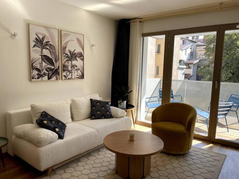 Secret garden Calme et terrasse en hyper-centre - B&B Grenoble