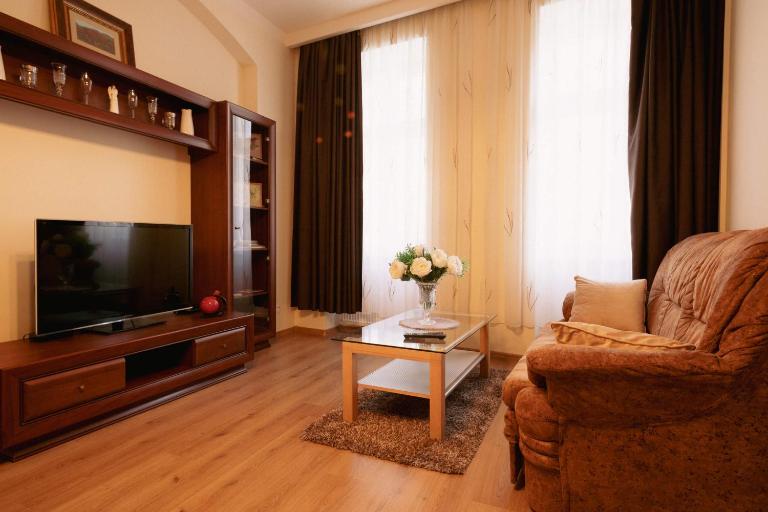 Apartmany u tri jehnatek - B&B Karlovy Vary