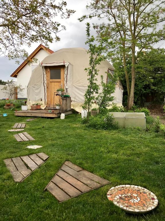 Geo Dome - B&B Hochdorf-Assenheim
