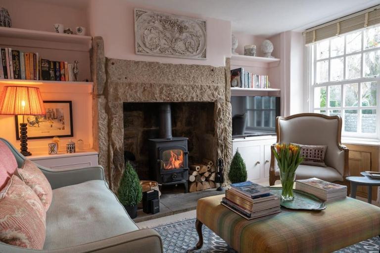 Charming Coates Cottage - B&B Baslow
