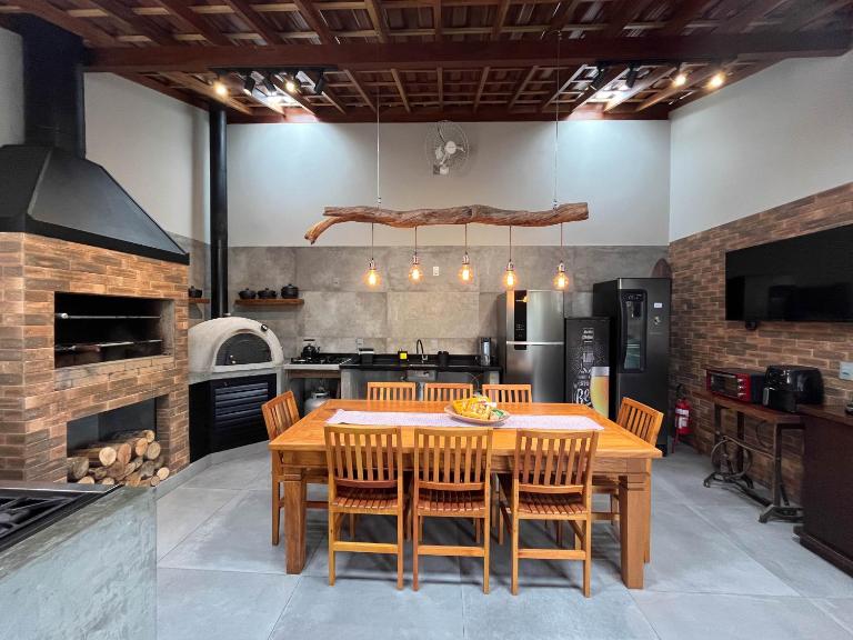 Casa na praia com churrasqueira - Bal. Camboriú - Ferienwohnung Balneário Camboriú