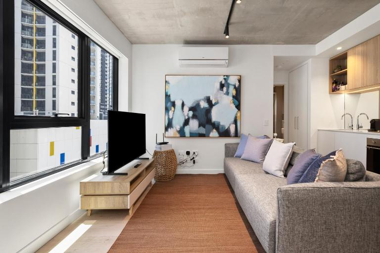 Elegant Oasis Stature Southbank - B&B Melbourne