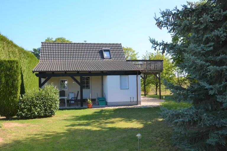Ruhiges, sehr schönes Haus/Grundstück in Elbnähe. - Chambres d'hôtes Arzberg